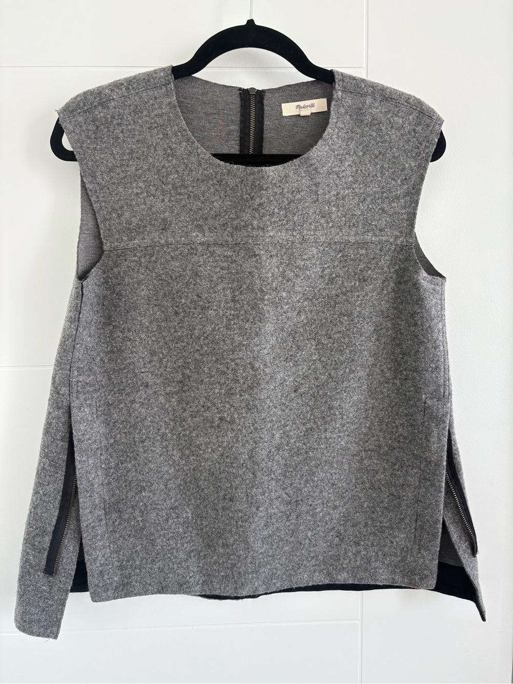 Madewell Gray Wool Sleeveless Knit Tunic with Side Zips
